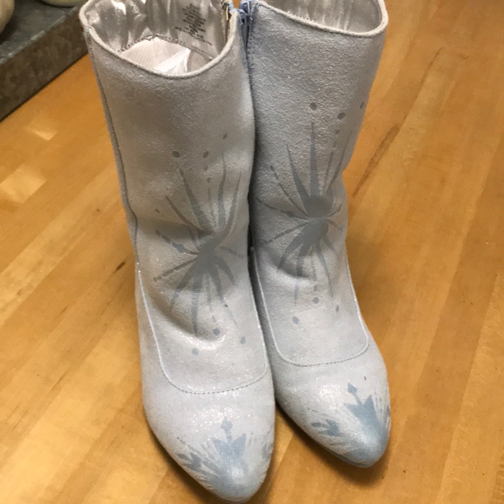 Frozen Elsa boots